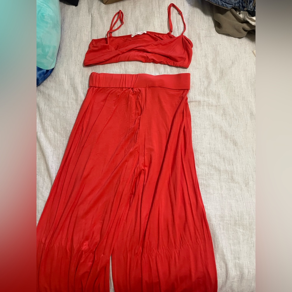 Two piece set